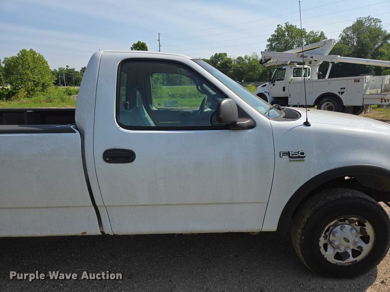 image for item ED2070 2000 Ford F150 pickup truck