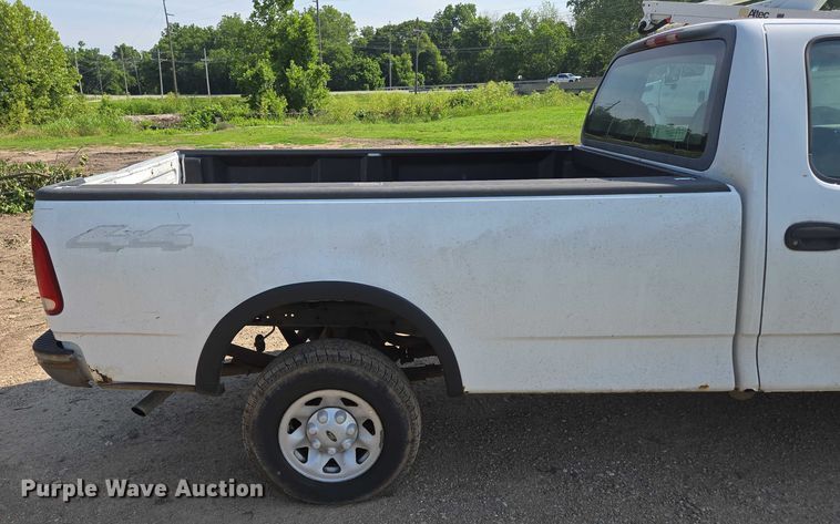 image for item ED2070 2000 Ford F150 pickup truck