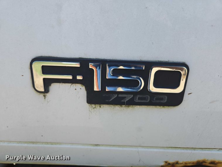 image for item ED2070 2000 Ford F150 pickup truck