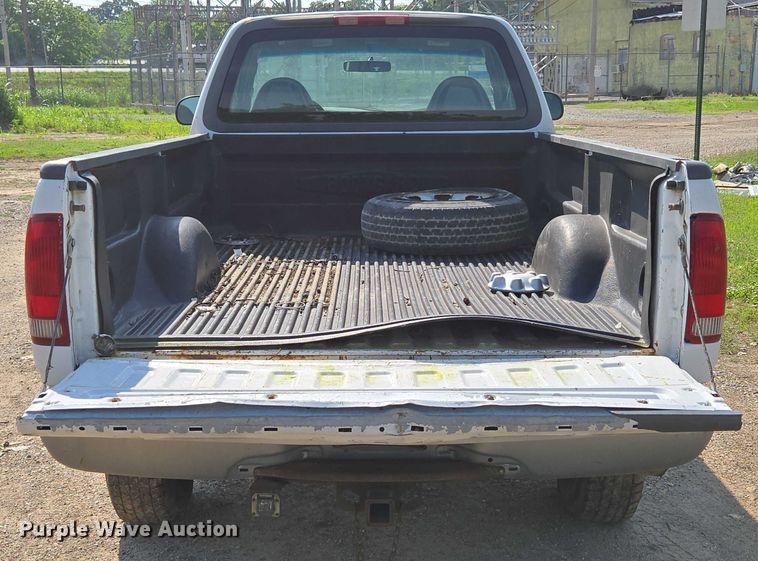 image for item ED2070 2000 Ford F150 pickup truck
