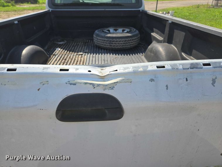 image for item ED2070 2000 Ford F150 pickup truck