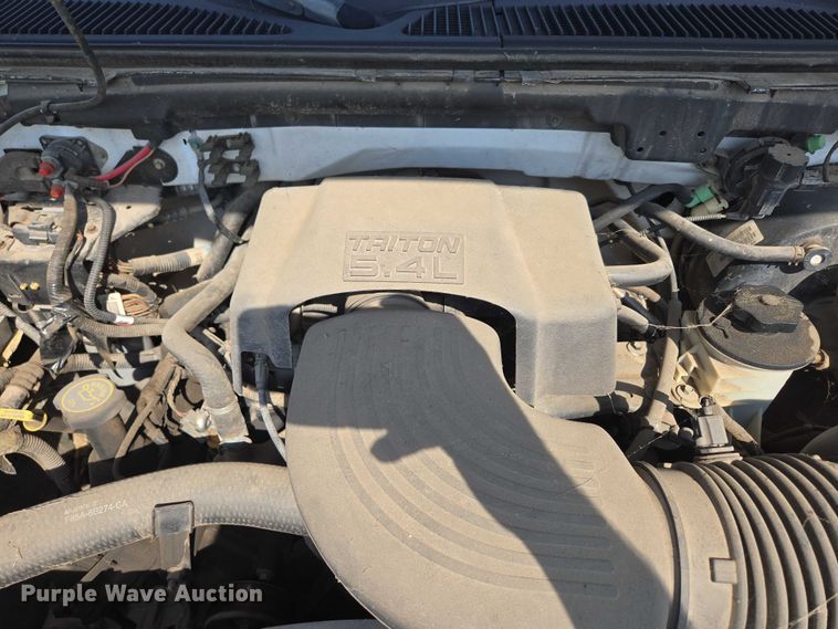 image for item ED2070 2000 Ford F150 pickup truck