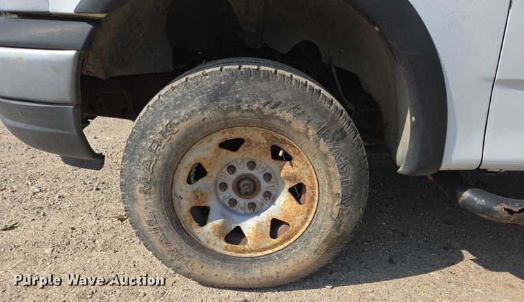 image for item ED2070 2000 Ford F150 pickup truck