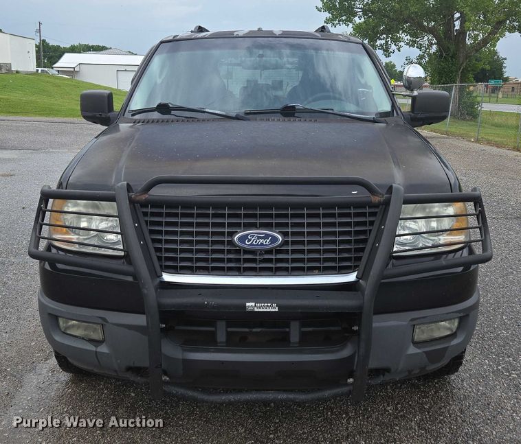 image for item ED2082 2006 Ford Expedition XLT SUV