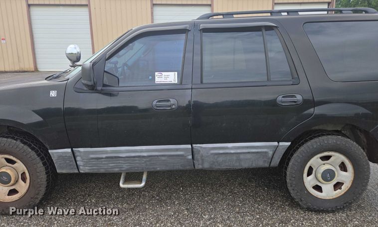 image for item ED2082 2006 Ford Expedition XLT SUV