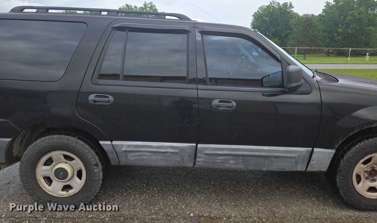 image for item ED2082 2006 Ford Expedition XLT SUV