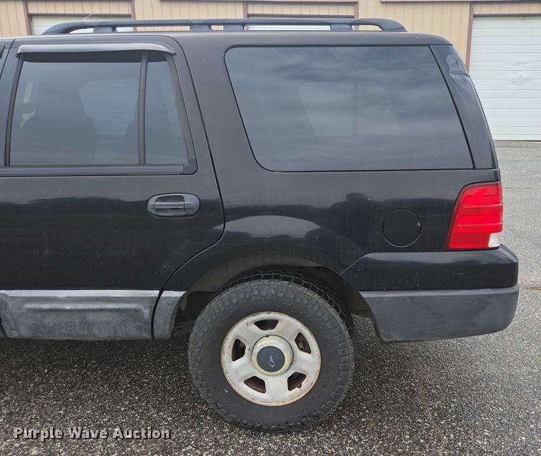 image for item ED2082 2006 Ford Expedition XLT SUV
