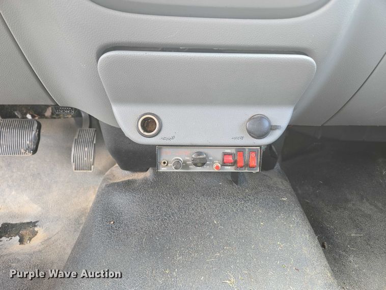 image for item ED2082 2006 Ford Expedition XLT SUV