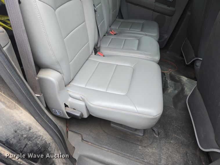 image for item ED2082 2006 Ford Expedition XLT SUV