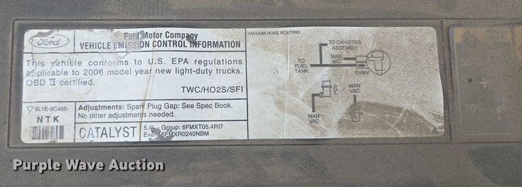 image for item ED2082 2006 Ford Expedition XLT SUV