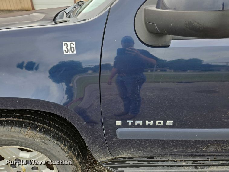 image for item ED2084 2008 Chevrolet Tahoe SUV