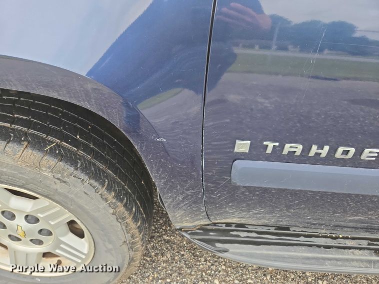 image for item ED2084 2008 Chevrolet Tahoe SUV