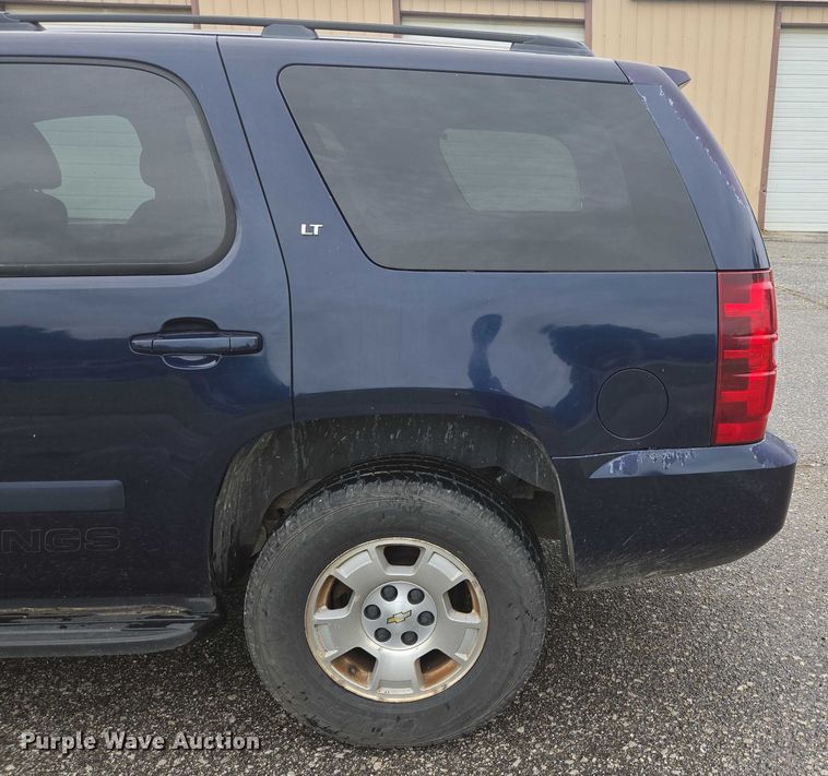 image for item ED2084 2008 Chevrolet Tahoe SUV