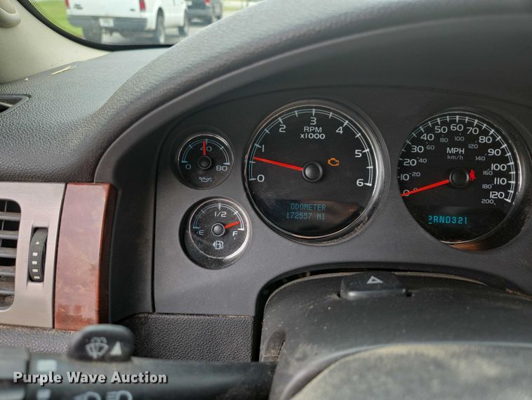 image for item ED2084 2008 Chevrolet Tahoe SUV