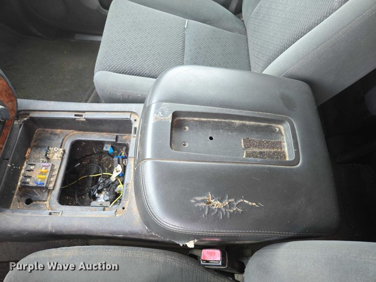 image for item ED2084 2008 Chevrolet Tahoe SUV