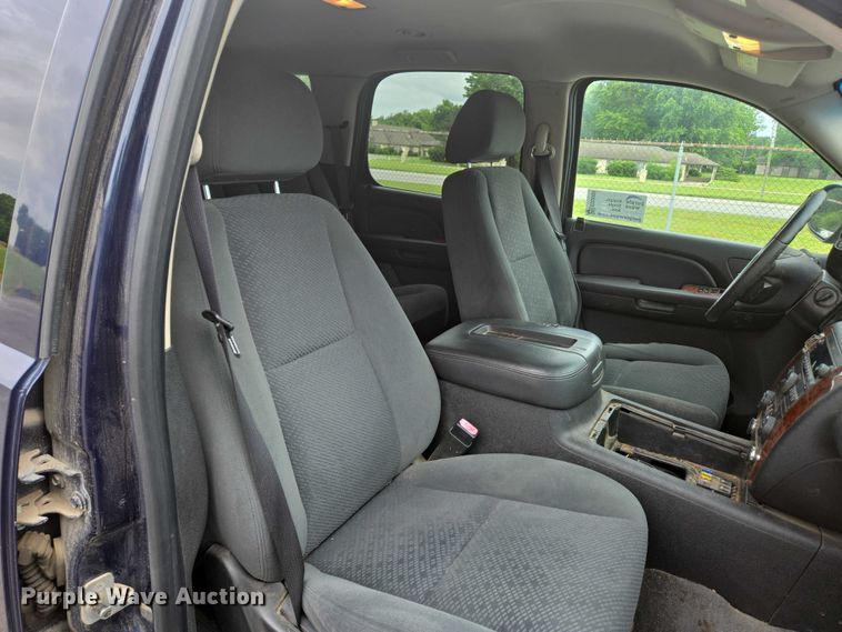 image for item ED2084 2008 Chevrolet Tahoe SUV