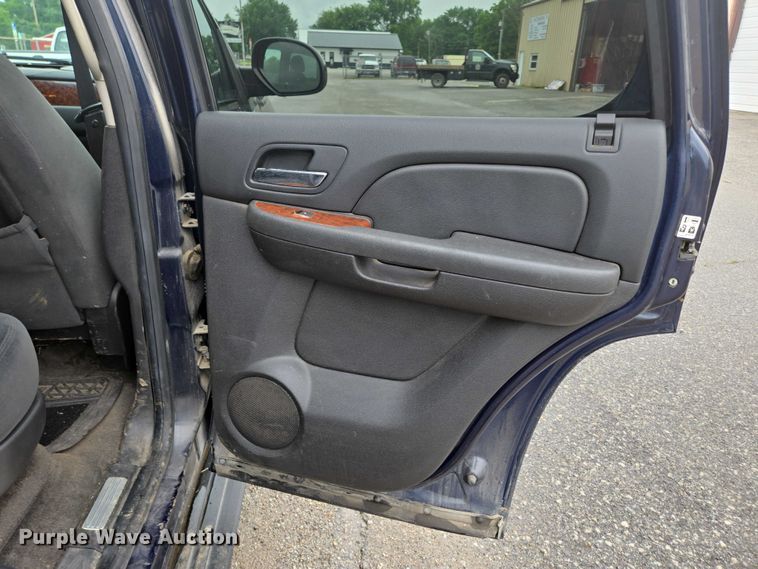 image for item ED2084 2008 Chevrolet Tahoe SUV