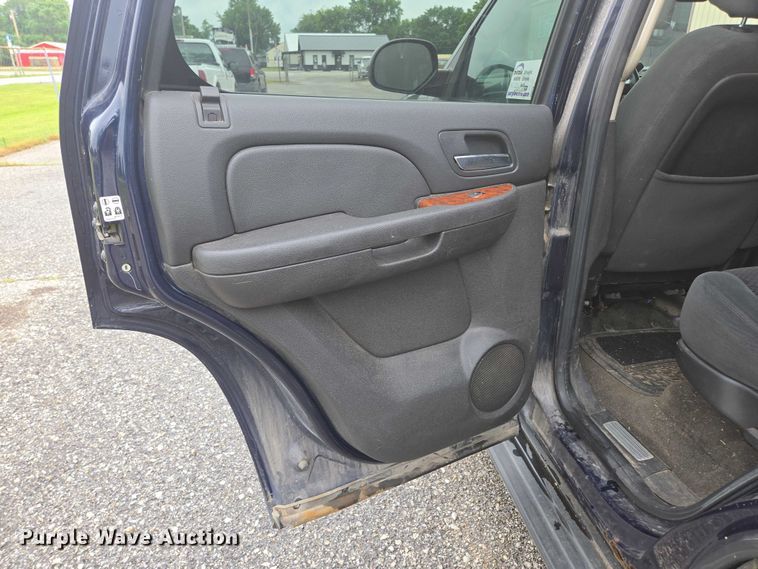 image for item ED2084 2008 Chevrolet Tahoe SUV