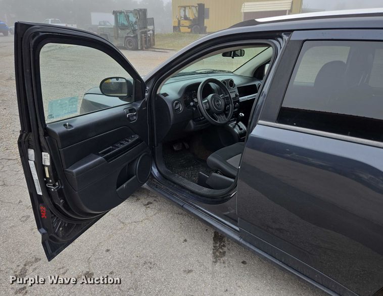 image for item ED2091 2014 Jeep Compass SUV