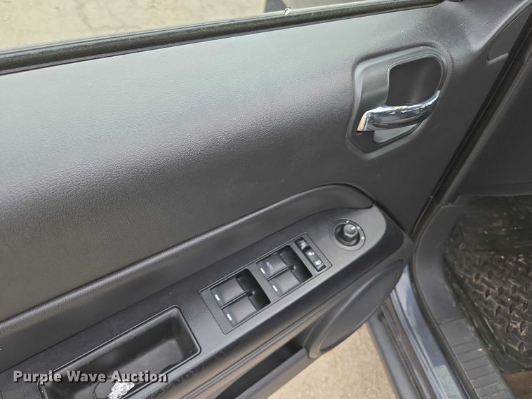 image for item ED2091 2014 Jeep Compass SUV