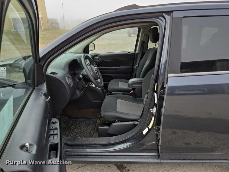 image for item ED2091 2014 Jeep Compass SUV