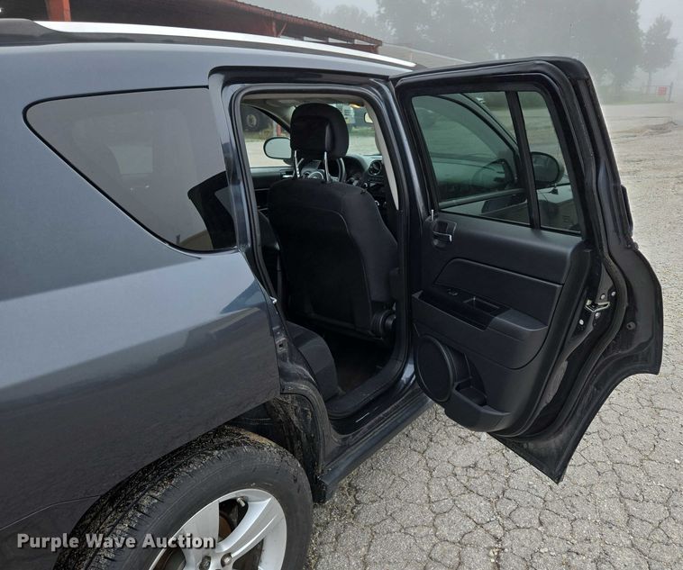 image for item ED2091 2014 Jeep Compass SUV