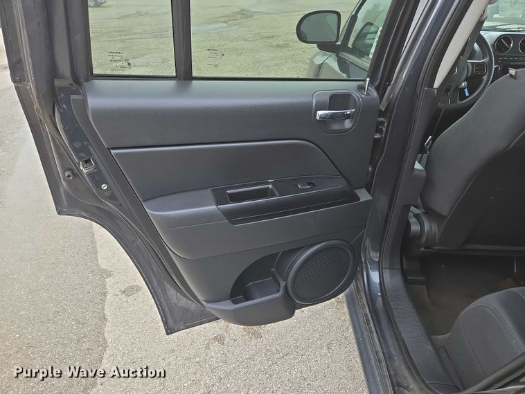 image for item ED2091 2014 Jeep Compass SUV