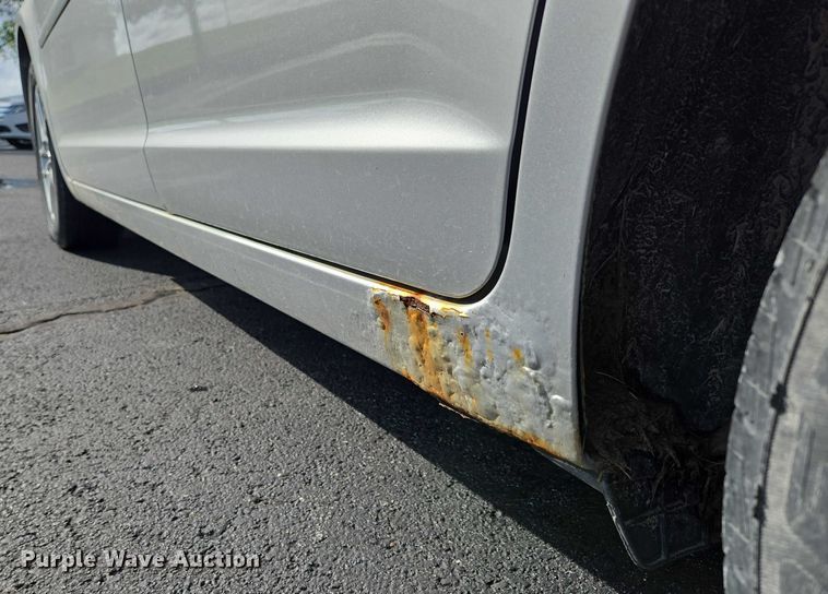 image for item ED2093 2011 Ford Fusion S 