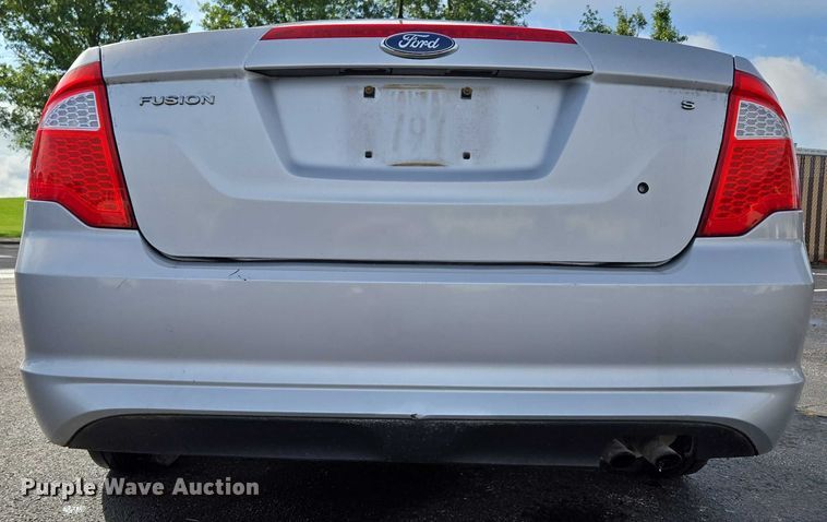 image for item ED2093 2011 Ford Fusion S 