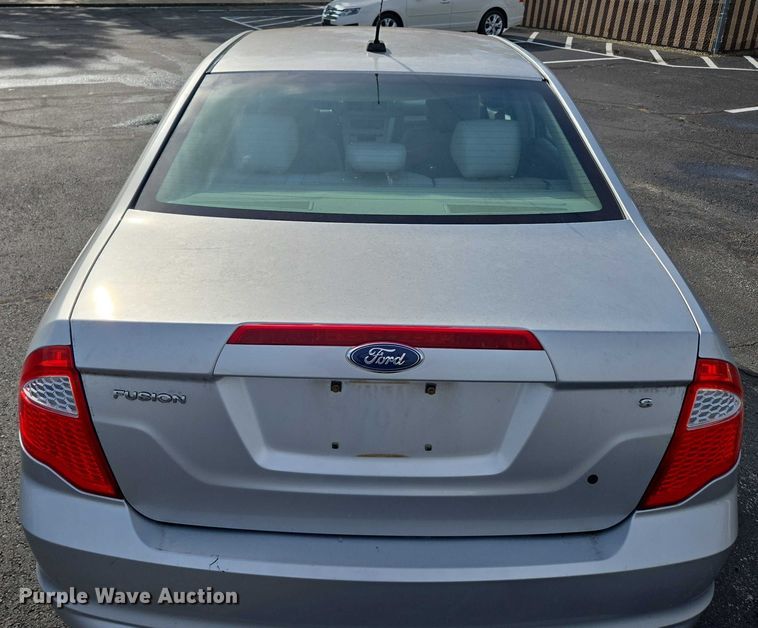image for item ED2093 2011 Ford Fusion S 