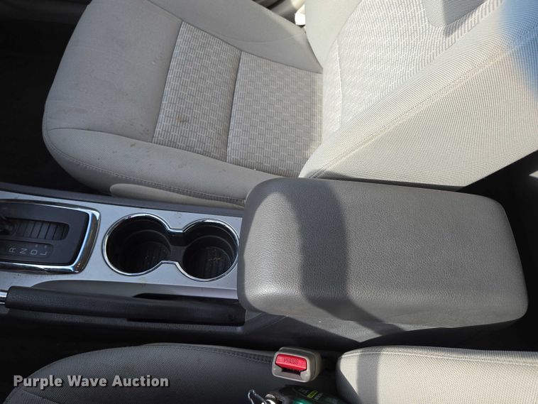 image for item ED2093 2011 Ford Fusion S 