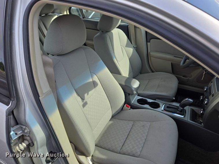 image for item ED2093 2011 Ford Fusion S 