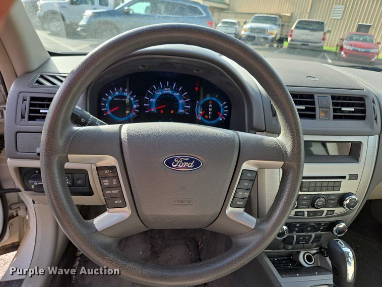 image for item ED2094 2012 Ford Fusion SE 