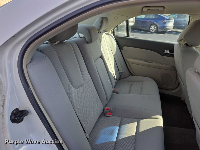 image for item ED2094 2012 Ford Fusion SE 