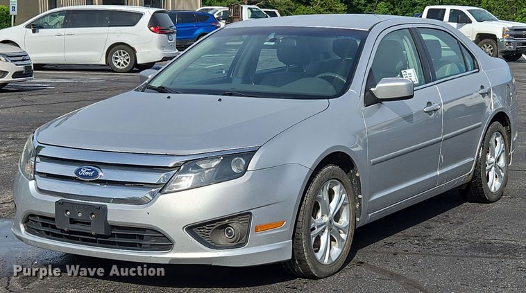 image for item ED2095 2012 Ford Fusion SE 