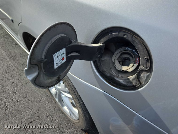 image for item ED2095 2012 Ford Fusion SE 