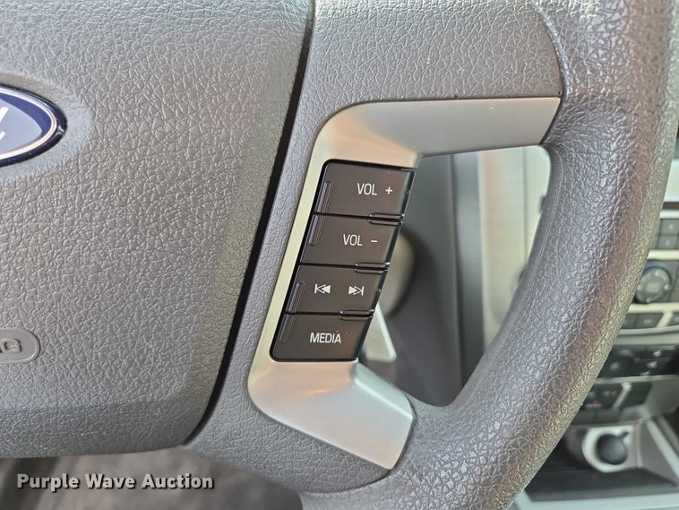 image for item ED2095 2012 Ford Fusion SE 