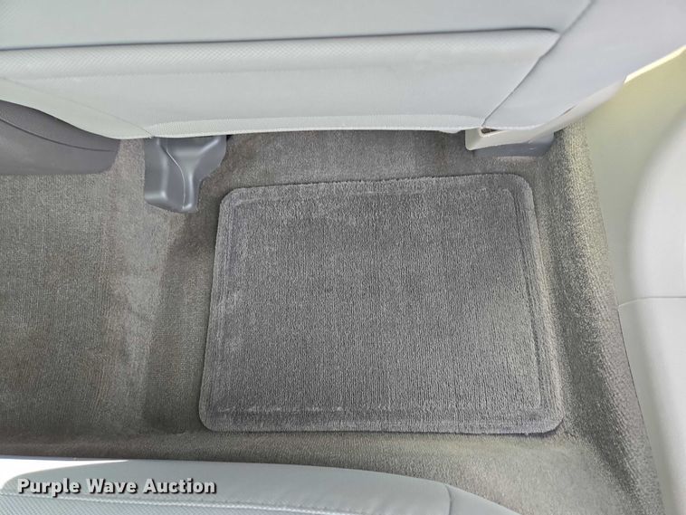 image for item ED2095 2012 Ford Fusion SE 