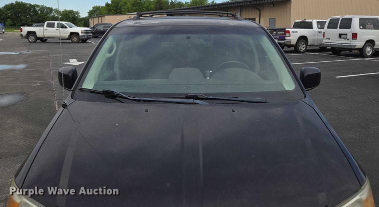 image for item ED2098 2010 Dodge Grand Caravan SXT van