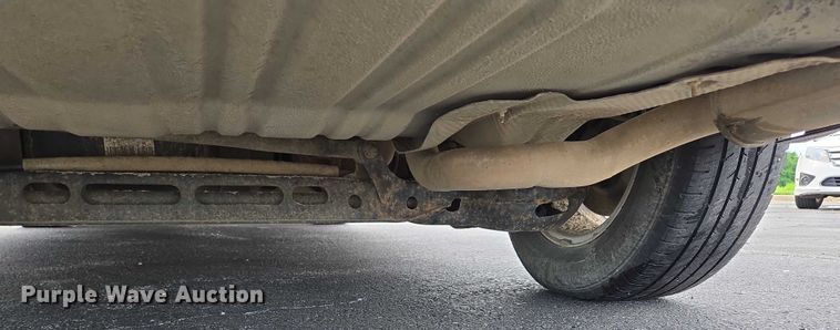 image for item ED2098 2010 Dodge Grand Caravan SXT van