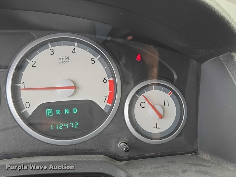 image for item ED2098 2010 Dodge Grand Caravan SXT van