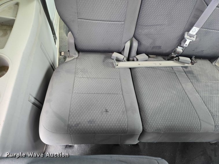 image for item ED2098 2010 Dodge Grand Caravan SXT van