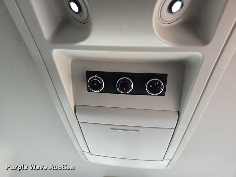 image for item ED2098 2010 Dodge Grand Caravan SXT van