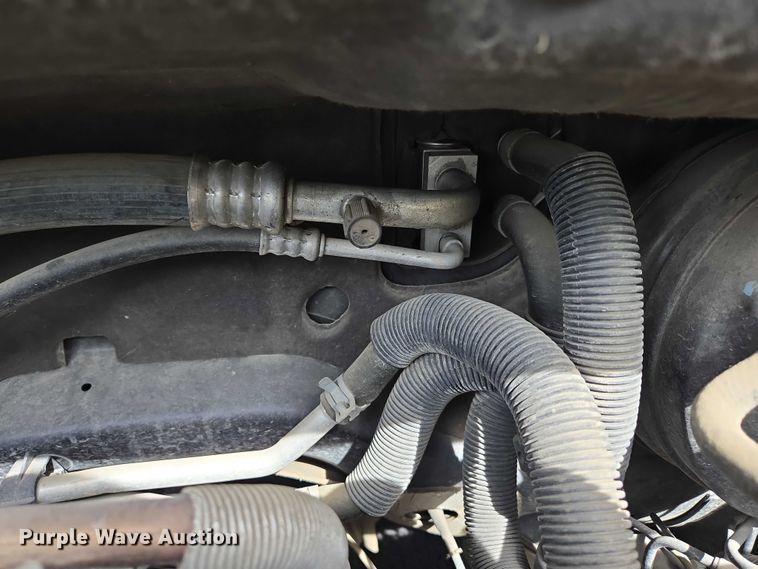 image for item ED2098 2010 Dodge Grand Caravan SXT van