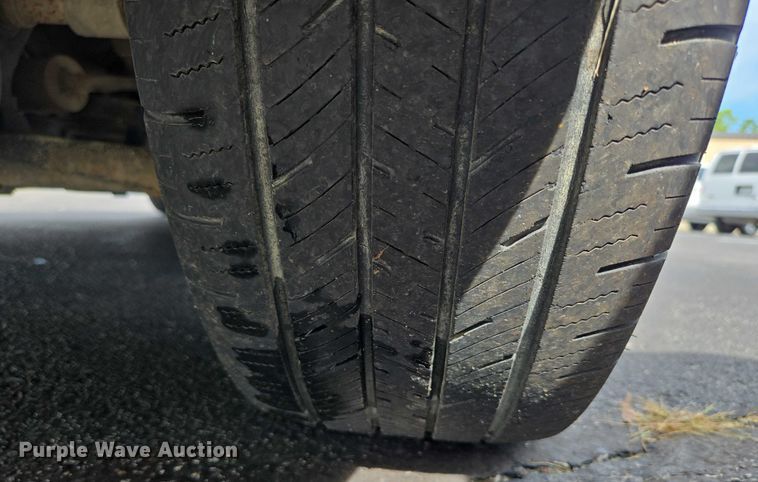 image for item ED2098 2010 Dodge Grand Caravan SXT van