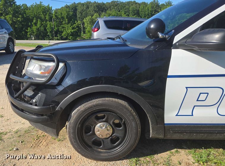 image for item ED2101 2017 Ford Explorer  SUV