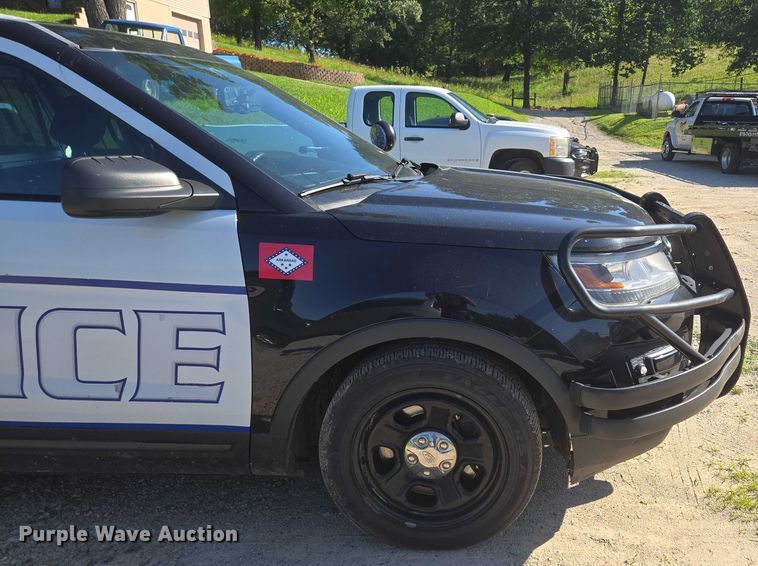 image for item ED2101 2017 Ford Explorer  SUV