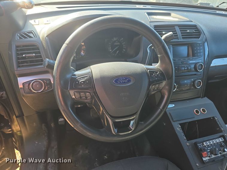 image for item ED2101 2017 Ford Explorer  SUV