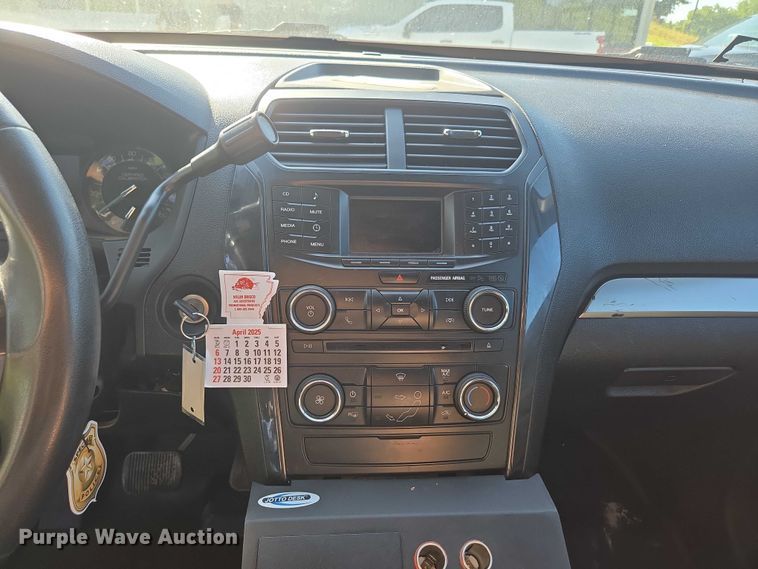 image for item ED2101 2017 Ford Explorer  SUV