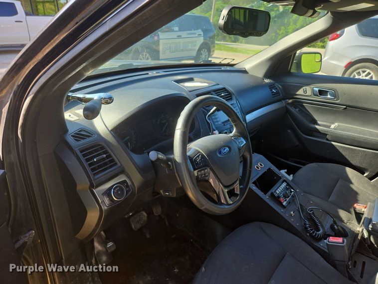 image for item ED2101 2017 Ford Explorer  SUV